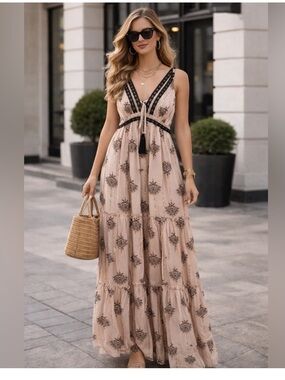 ME2MAGIC  Bohemian Peach 🍑 Maxi Dress Size M